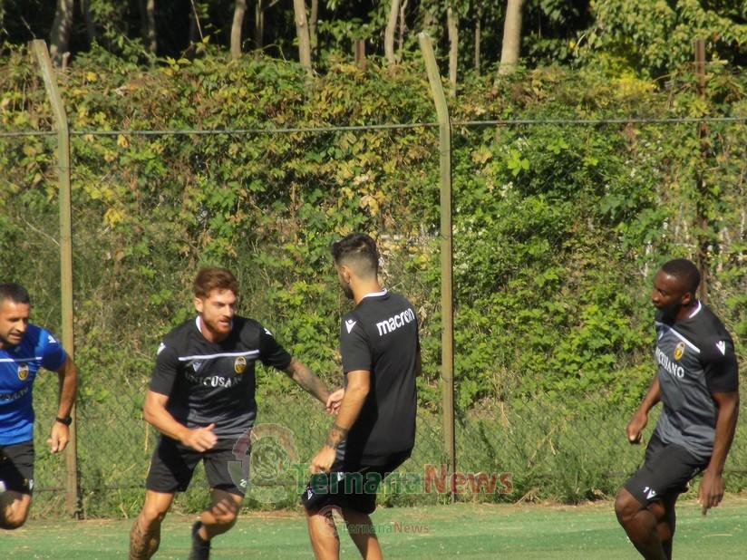 Ternana – Ancora un allenamento pomeridiano per le Fere