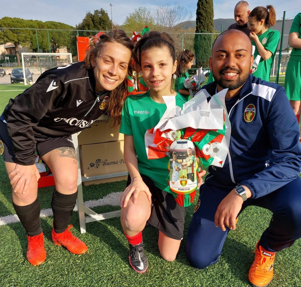 Calcio Femminile – Ternana, consegnate le uova di Pasqua – FOTO