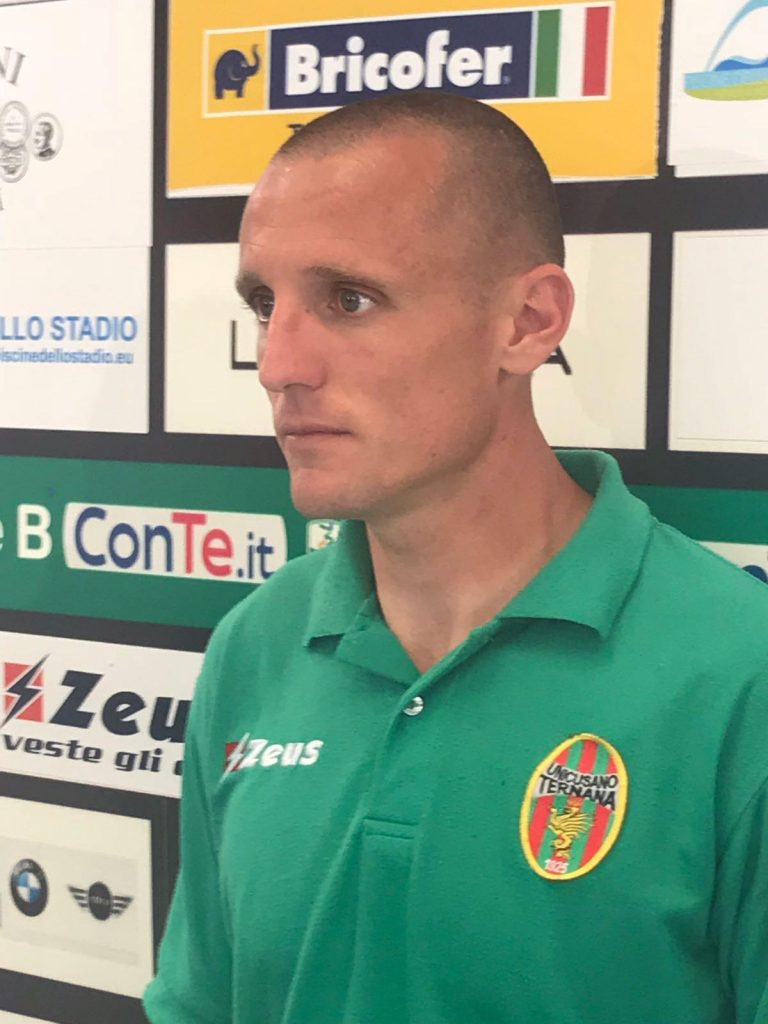 Ternana-Pescara, Defendi: “Partita brutta, non possiamo essere questi”