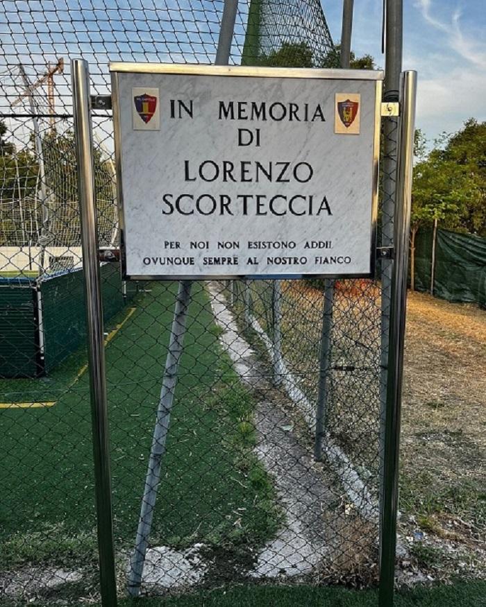 A Campitello c’è una targa in ricordo di Lorenzo