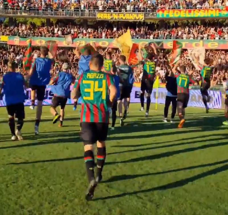 #Derby – La festa della Ternana dagli occhi dei rossoverdi – VIDEO