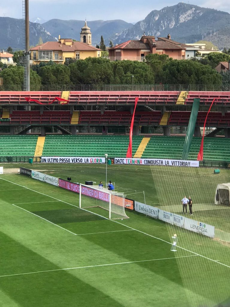 Ternana-Avellino: ecco il messaggio della Curva Est