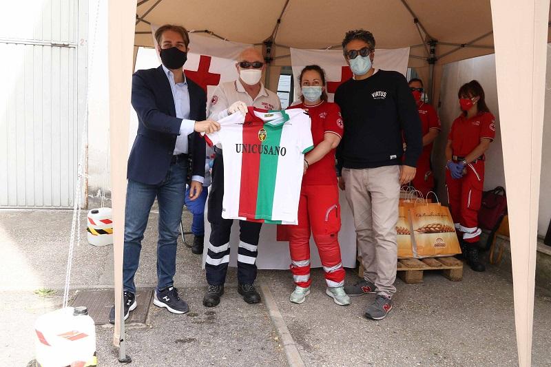 “Il buono del rossoverde”: primo giorno di consegna presso la sede della Croce Rossa di Terni