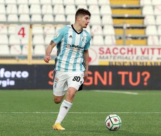 Mercato Ternana: tentativo per un forte centrocampista greco