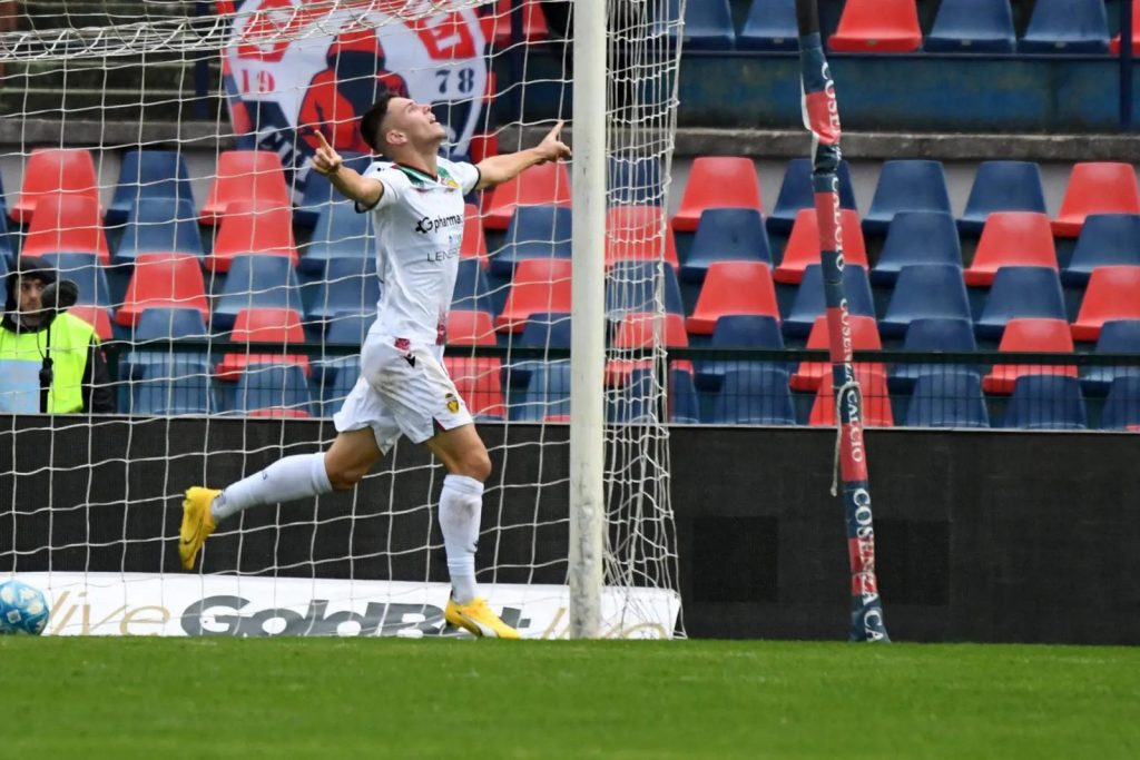 Transfermakt, c’è Raimondo tra i top 11 dei rialzi in Serie B – FOTO