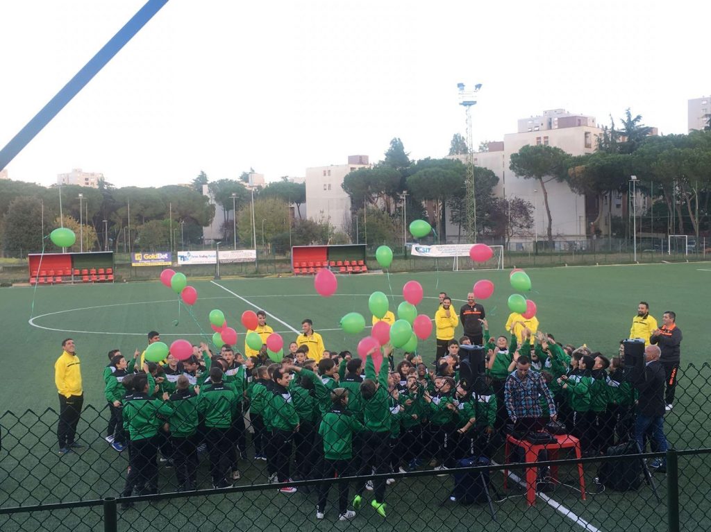 Ternana – Bambini protagonisti correndo dietro un pallone