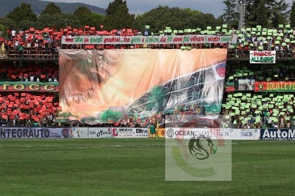 Ternana-Casertana – Rossoverdi in vantaggio, ma occhi agli anni ’90