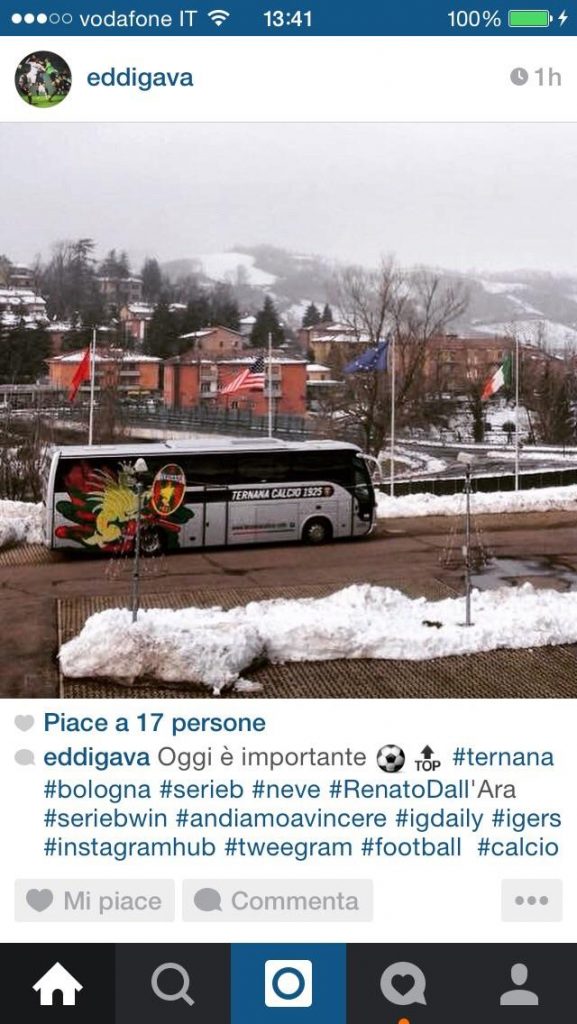 FOTO – Il pullman rossoverde arriva tra la neve Bolognese