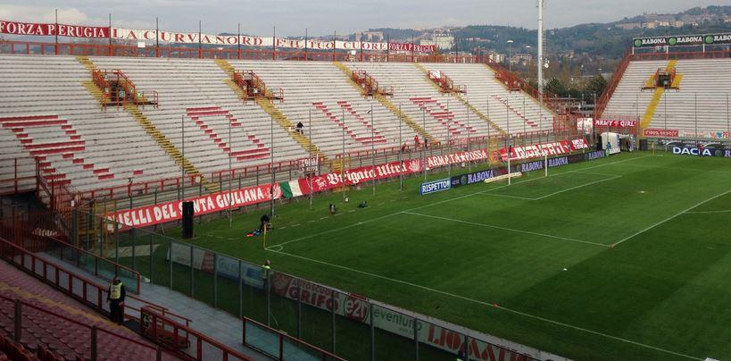 FOTO – Ecco il Curi al suo interno nel pre-derby