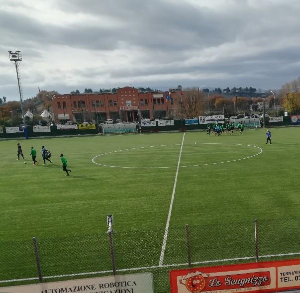 Ternana – Dura contestazione al campo