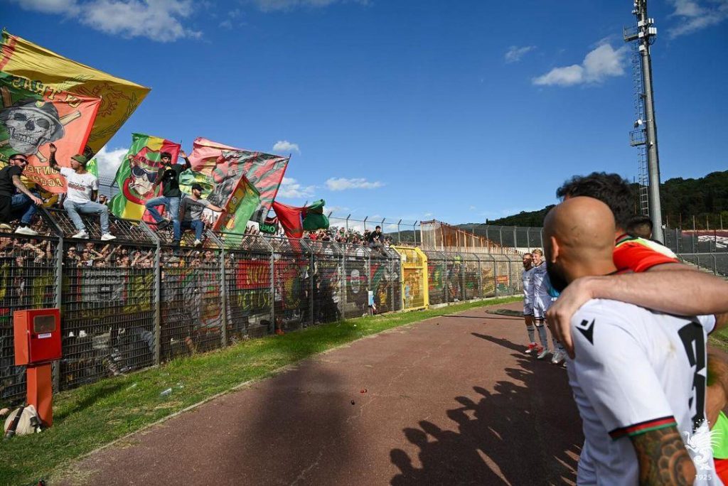 Ternana, tre partite in una settimana per arrivare carica al derby