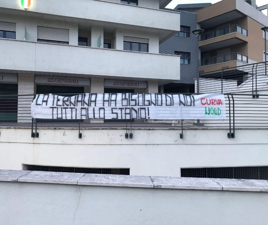 Verso Ternana-Campobasso, la Curva Nord chiama a rapporto la città – FOTO