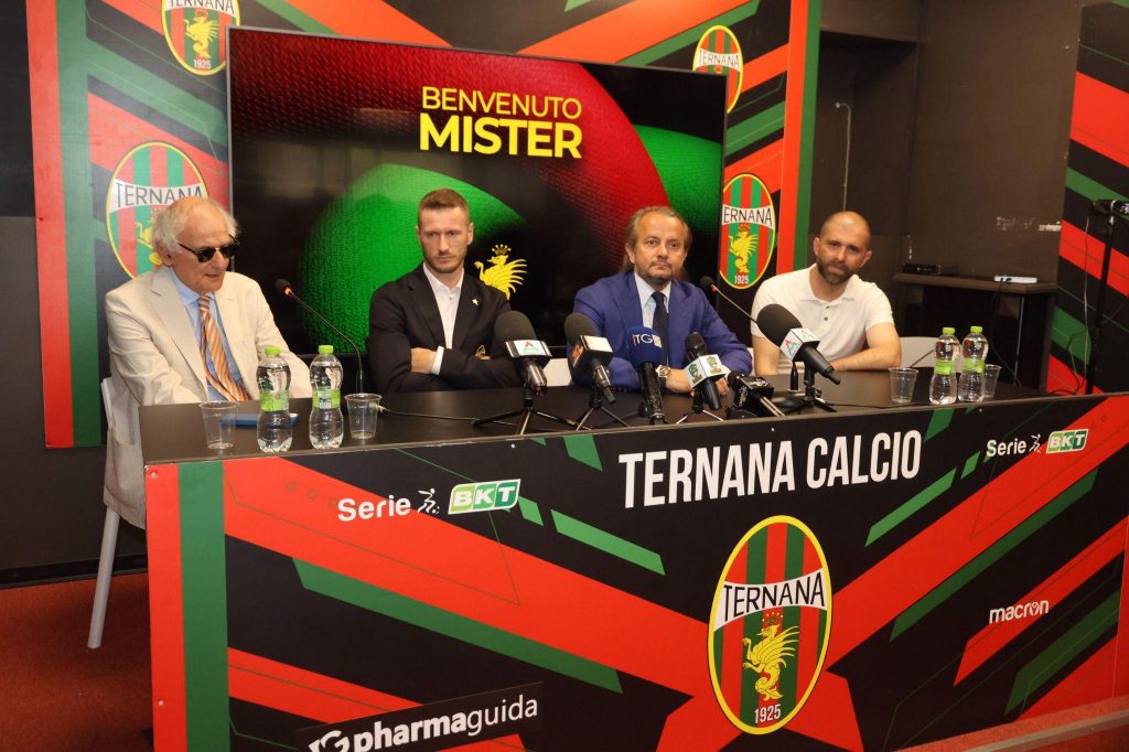 Ternana, tra una settimana si ricomincia ma come?