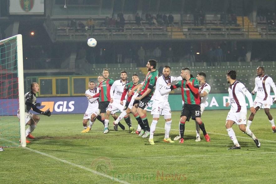 Il semaforo di Ternana-Pescara – (S)Profondo rosso(verde) al Liberati