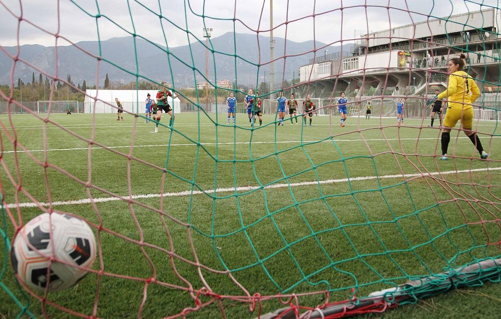 Calcio Femminile – Pareggio in rimonta per le ragazze di Schenardi