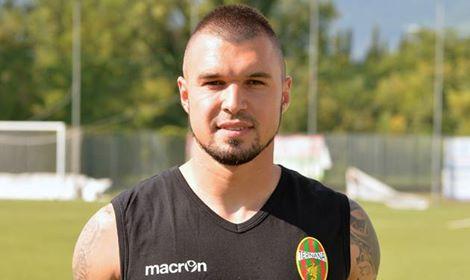 Bojinov non prende palla al torello e i compagni lo puniscono: ecco come