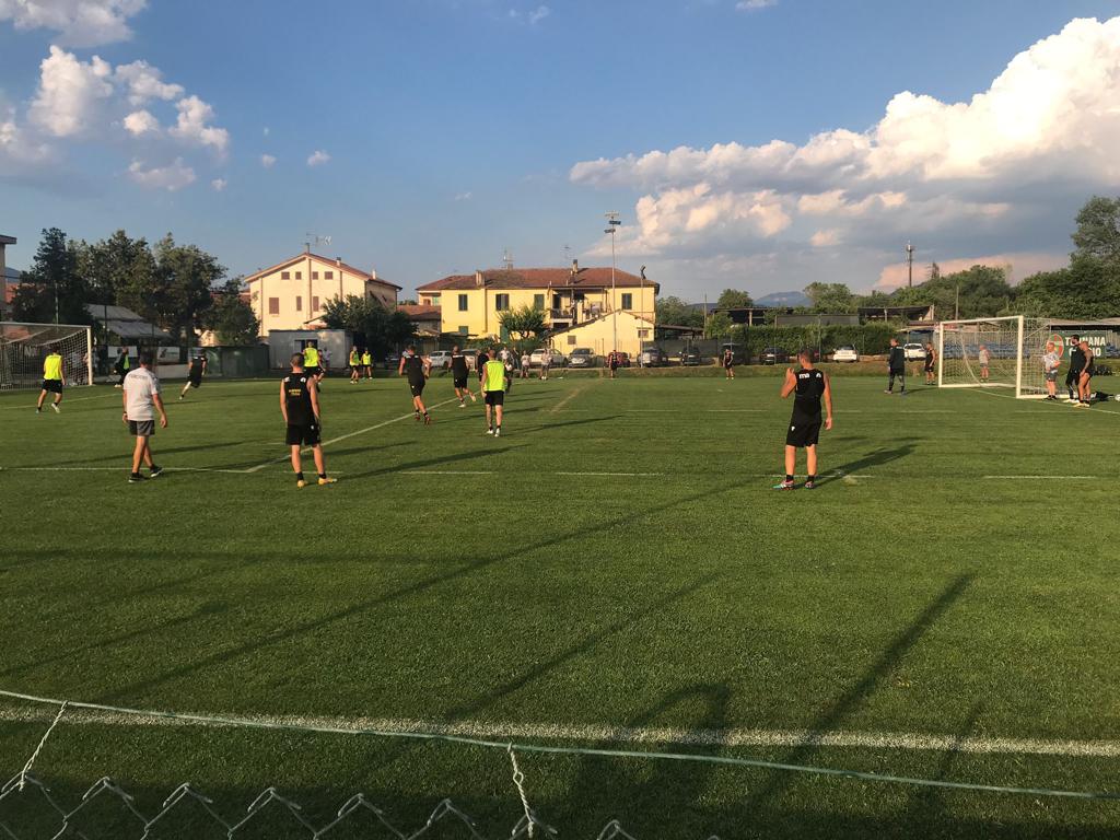 Ternana, primo allenamento a Campomaggio