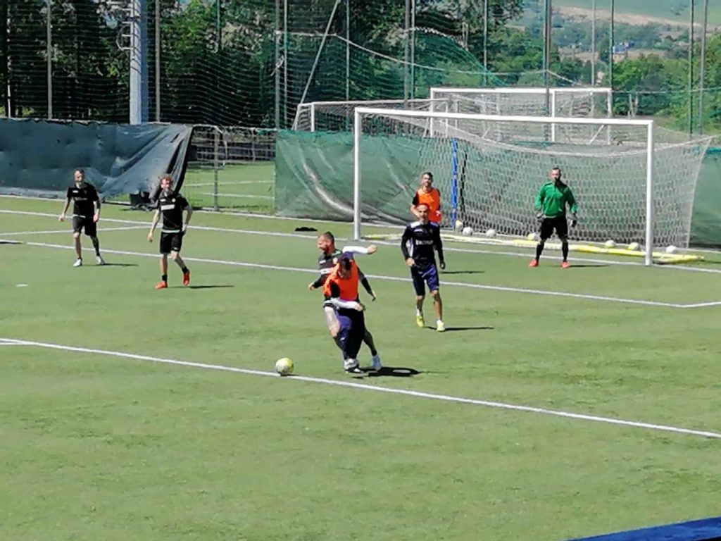 Partitella con sorpresa: portieri e attaccanti a ruoli invertiti