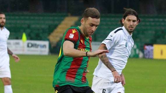 Ternana-Vibonese, oggi primo allenamento per le Fere