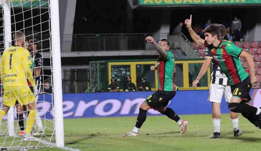 Ternana, differenziato in quattro per l’ultimo allenamento