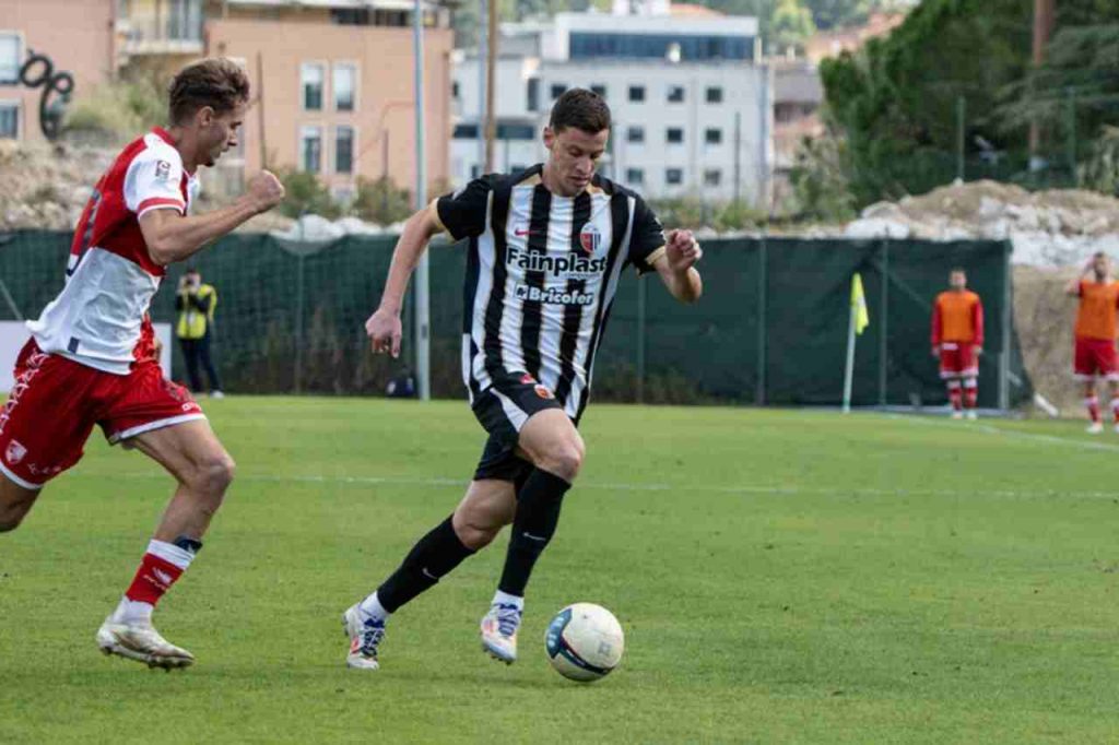 Ascoli, Marsura: “La Ternana ha qualcosa in più nella lotta promozione”