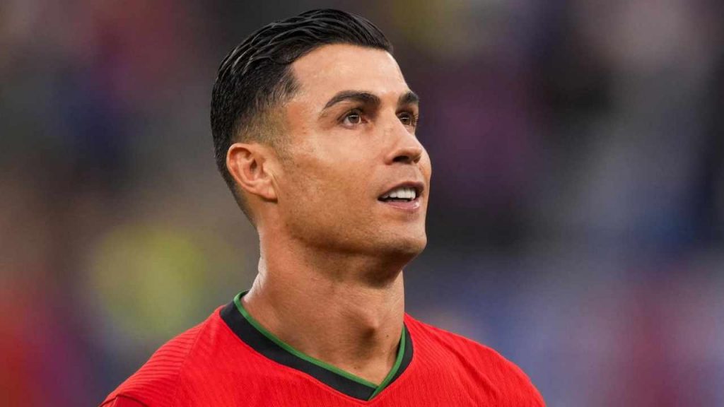 Nuova fiamma per Cristiano Ronaldo, il portoghese fa sul serio | Nessuno se lo sarebbe mai immaginato