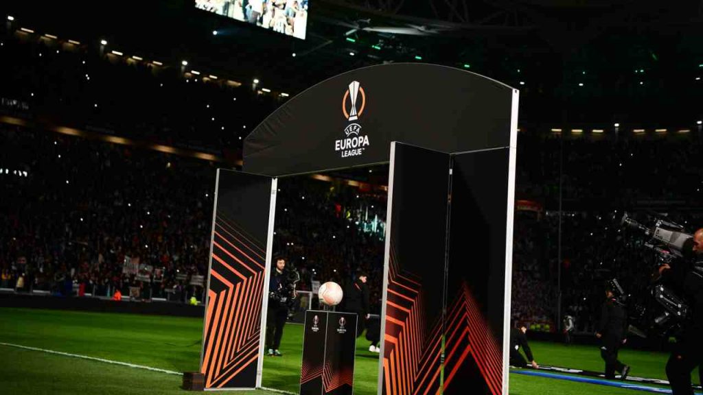 Terremoto UEFA, arriva la sentenza e pesa come un macigno | Esclusi dall’Europa League