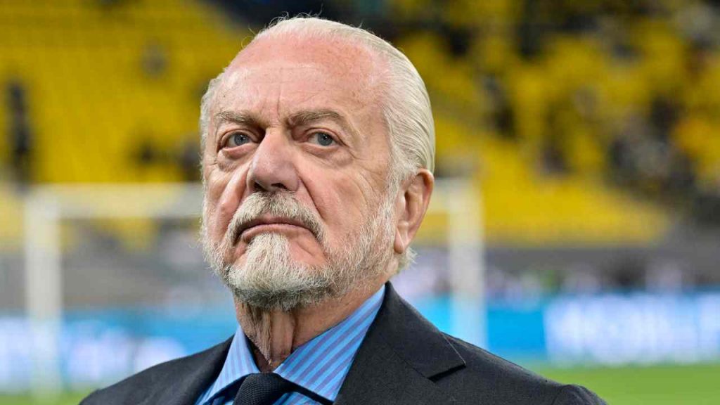 No secco al Napoli, meglio andare all’estero | De Laurentiis beffato sul più bello: che delusione