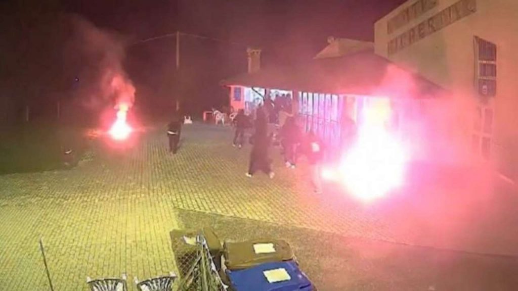 Questura emette 13 DASPO per violenta aggressione di ultras del Rimini FC